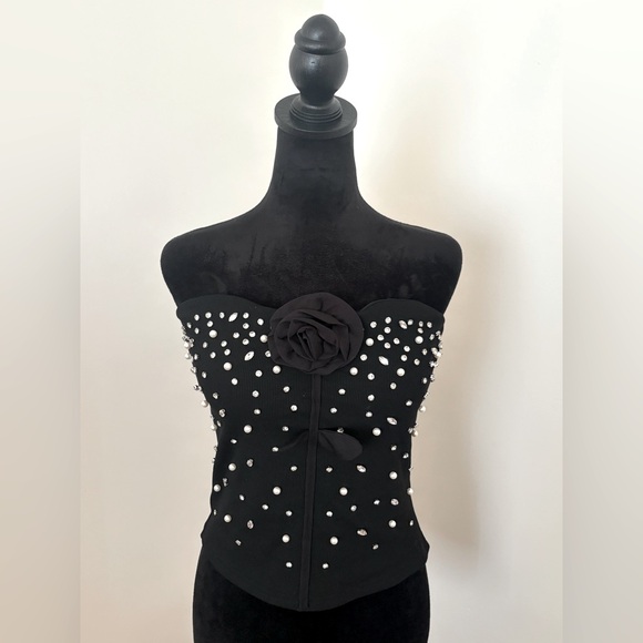 V🖤I🖤P. TOP - Picture 3 of 7